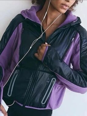 Free People Go The Distance Hybrid Fleece Jacket Red Violet/Black Combo M NWT